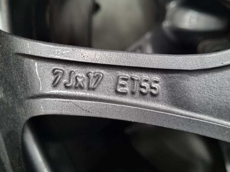 Load image into Gallery viewer, Genuine Porsche 987 Boxster 17 Inch Wheels and Tyres Set of 4