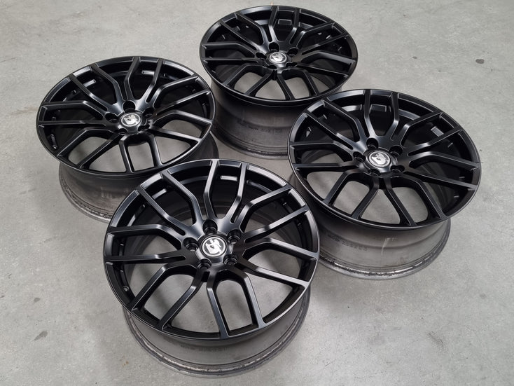 Load image into Gallery viewer, Genuine HOLDEN HSV VF GTS 25TH ANNIVERSARY 20 Inch Forged Wheels Set of 4