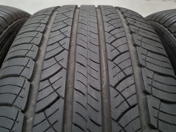 Load image into Gallery viewer, Genuine Mercedes Benz G350 18 Inch Wheels and Tyres Set of 4