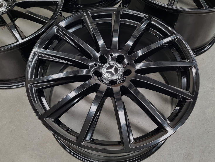 Load image into Gallery viewer, Genuine Mercedes GLS X167 2023 Model AMG 22 Inch Wheels Set of 4