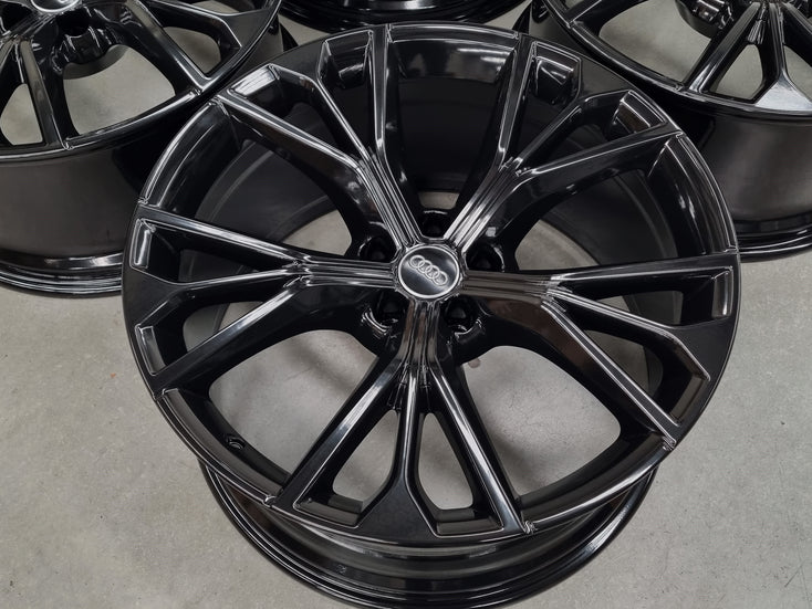 Load image into Gallery viewer, Genuine AUDI Q8 SQ8 21 Inch Black Wheels Set of 4
