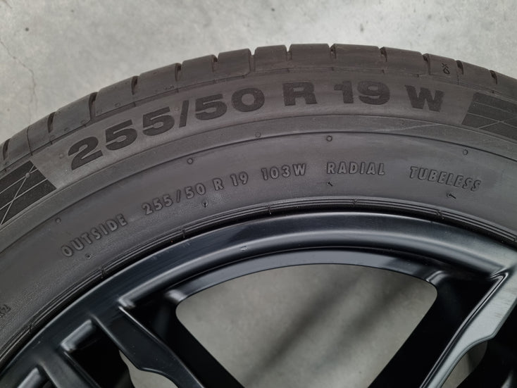 Load image into Gallery viewer, Genuine Porsche Macan S 19 Inch Black Wheels and Tyres Set of 4