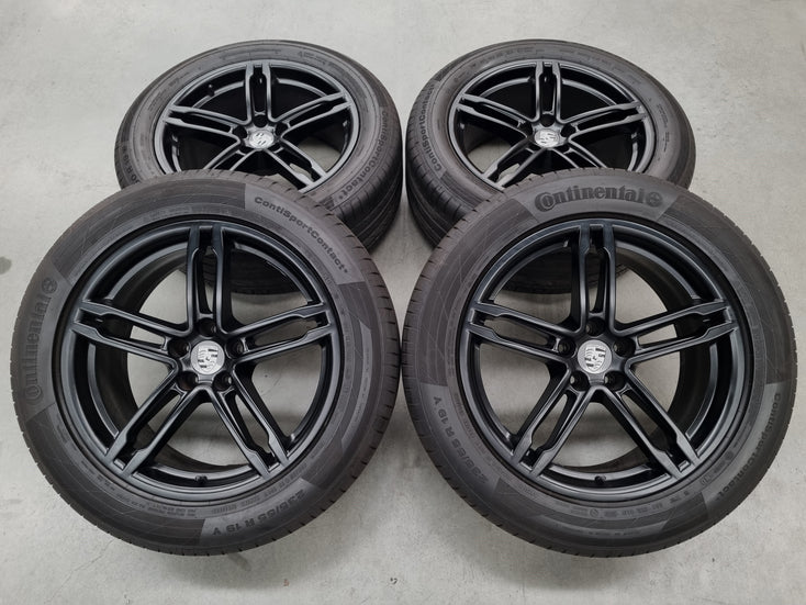 Load image into Gallery viewer, Genuine Porsche Macan S 19 Inch Black Wheels and Tyres Set of 4