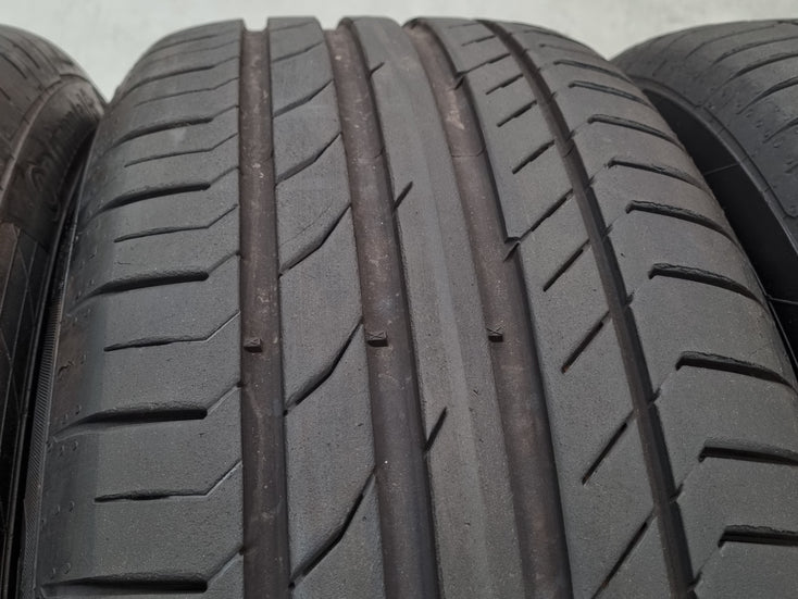 Load image into Gallery viewer, Genuine Porsche Macan S 19 Inch Black Wheels and Tyres Set of 4