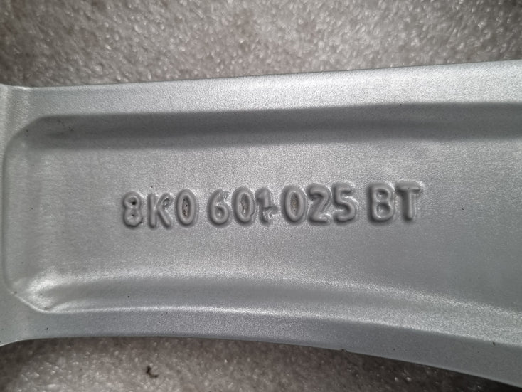 Load image into Gallery viewer, Genuine AUDI 18x8 ET47 5/112 025BT Wheels Set of 4