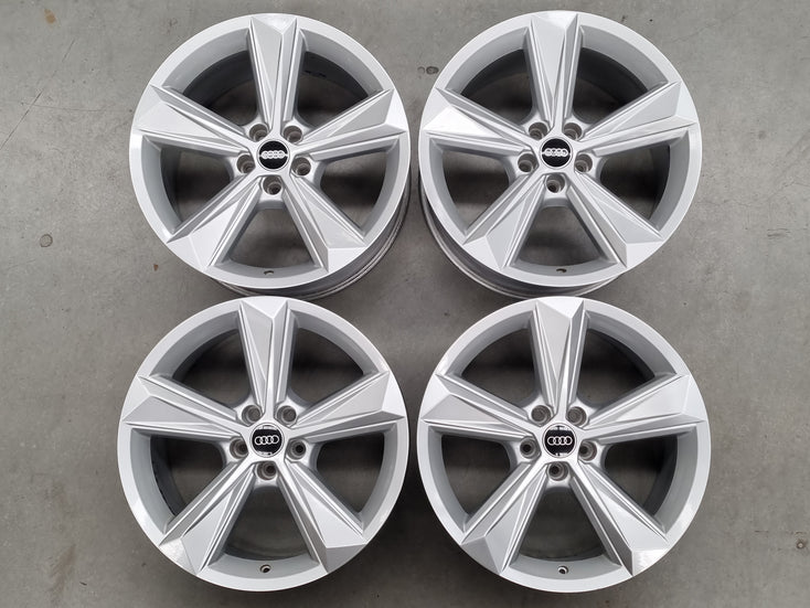 Load image into Gallery viewer, Genuine AUDI Q7 2020 Model 4M 19 Inch Alloy Wheels Set of 4