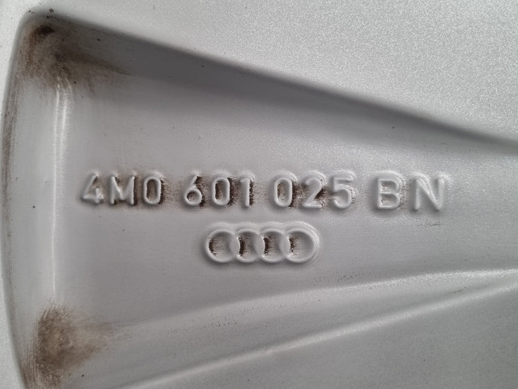 Load image into Gallery viewer, Genuine AUDI Q7 2020 Model 4M 19 Inch Alloy Wheels Set of 4