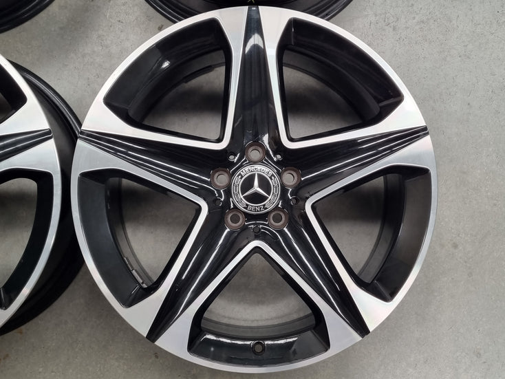Load image into Gallery viewer, Genuine Mercedes Benz 2020 GLE400 AMG 20 Inch Wheels Set of 4