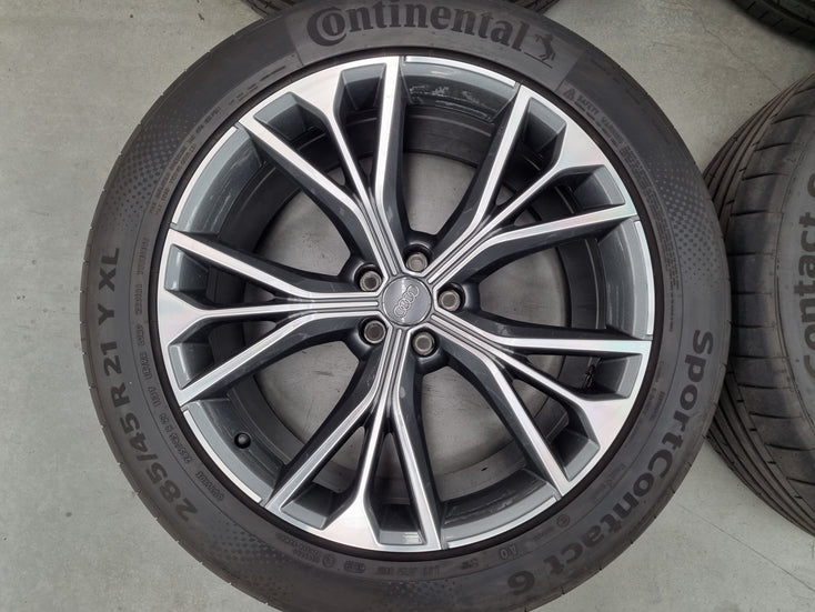 Load image into Gallery viewer, Genuine AUDI Q8 SQ8 21 Inch Wheels and Tyres Set of 4
