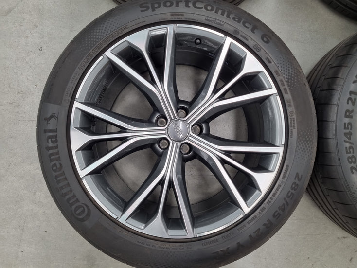 Load image into Gallery viewer, Genuine AUDI Q8 SQ8 21 Inch Wheels and Tyres Set of 4