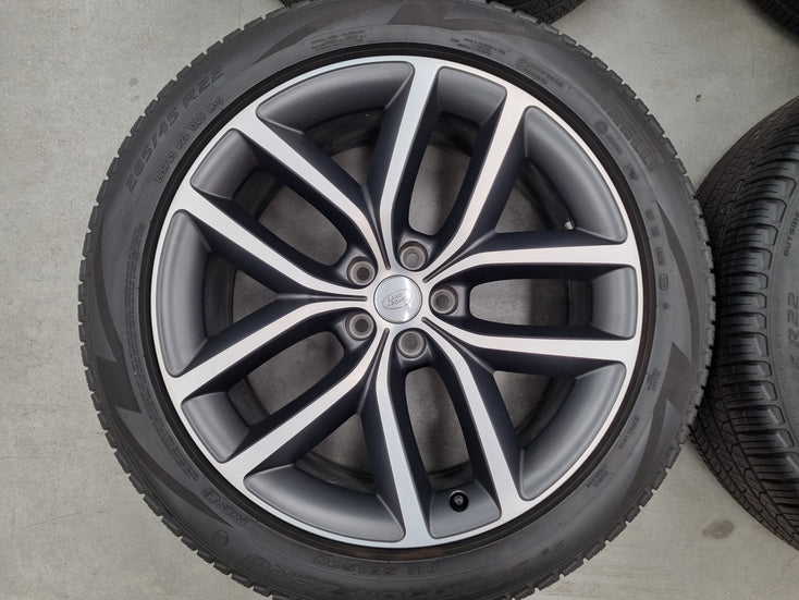 Load image into Gallery viewer, Genuine Range Rover Sport 22 Inch 2023 Model Wheels and Tyres Set of 4
