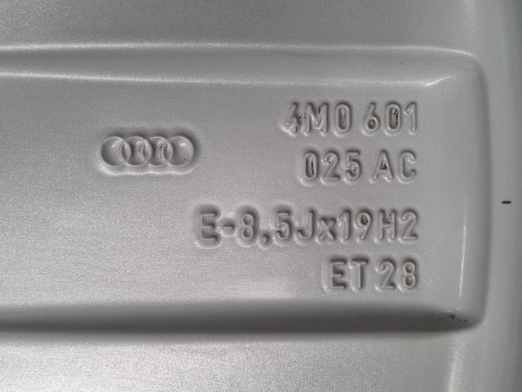 Load image into Gallery viewer, Genuine AUDI Q7 2021 Model 4M 19 Inch Alloy Wheels Set of 4