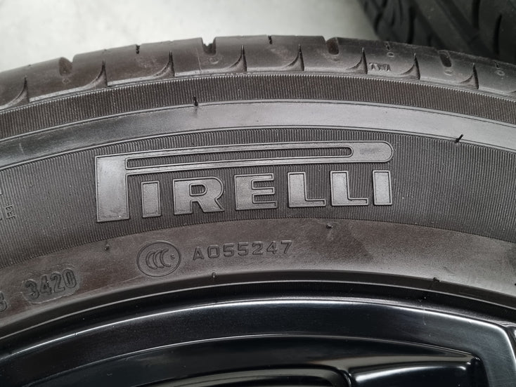 Load image into Gallery viewer, Genuine Mercedes Benz AMG G63 21 Inch Black Wheels and Tyres Set of 4