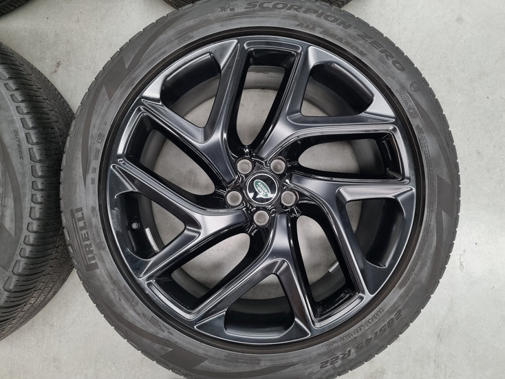 Load image into Gallery viewer, Genuine Range Rover Sport 22 Inch 2024 Model Wheels and Tyres Set of 4