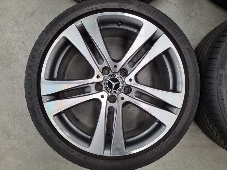 Load image into Gallery viewer, Genuine Mercedes Benz C300 W205 19 Inch Wheels and Tyres Set of 4