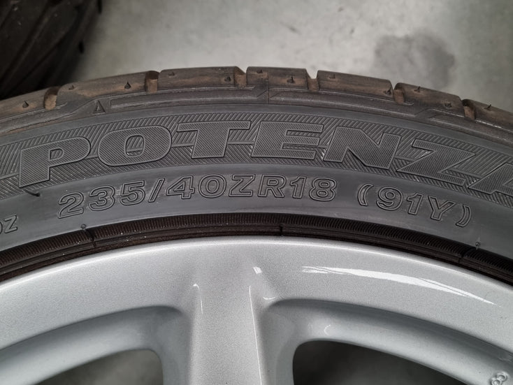 Load image into Gallery viewer, Genuine Porsche 911 997 Carrera 18 Inch Wheels and Tyres Set of 4