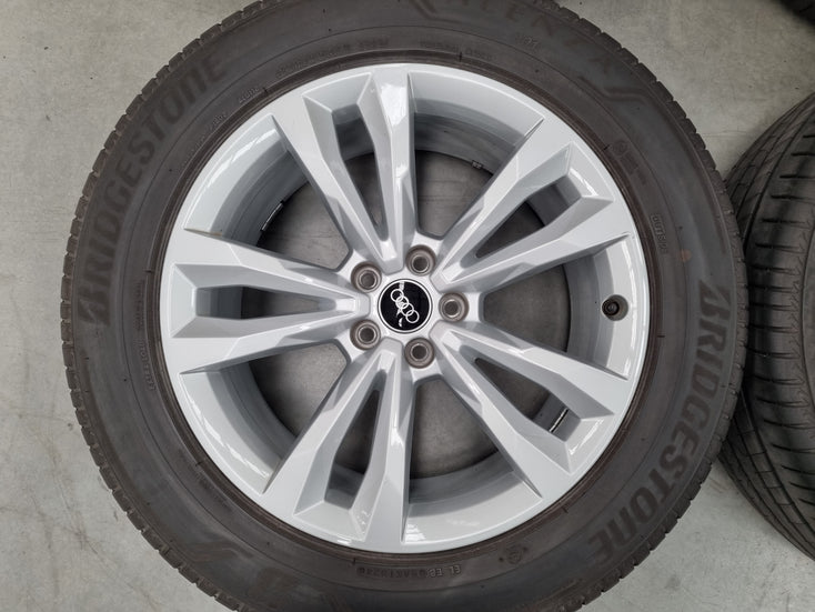 Load image into Gallery viewer, Genuine AUDI Q7 2018 Model 4M 19 Inch Wheels and Tyres Set of 4