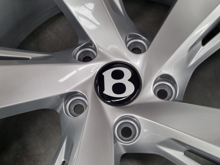 Load image into Gallery viewer, Genuine Bentley Bentayga Silver 22 Inch Forged Wheels and Tyres Set of 4