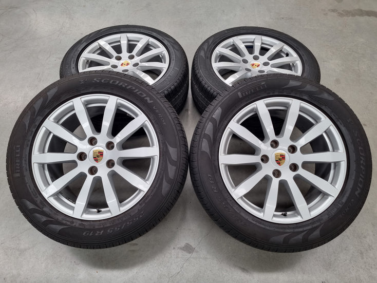 Load image into Gallery viewer, Genuine Porsche Cayenne 2022 Sport 19 Inch Wheels and Tyres Set of 4