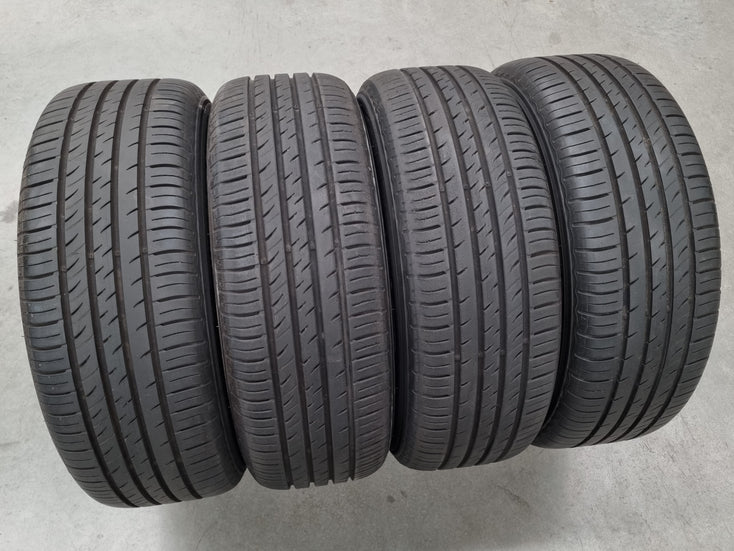 Load image into Gallery viewer, Genuine Mercedes Benz V-Class Viano Vito 17 Inch Wheels and Tyres Set of 4