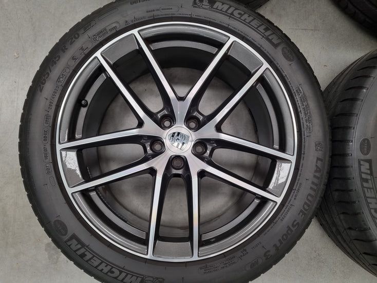Load image into Gallery viewer, Genuine Porsche Macan S Model 20 Inch Wheels and Tyres Set of 4