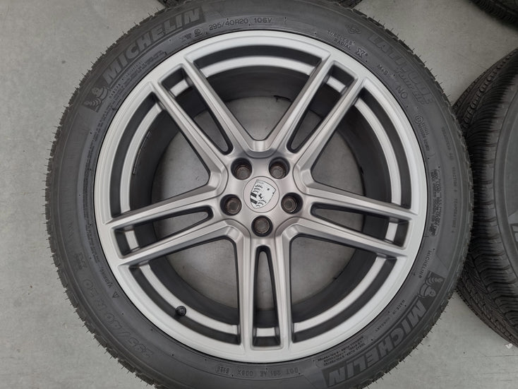Load image into Gallery viewer, Genuine Porsche Macan 2021 Model 20 Inch Wheels and Tyres Set of 4