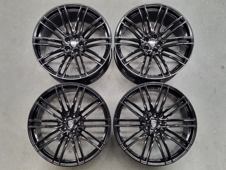 Load image into Gallery viewer, Genuine Porsche Macan 2022 Turbo Black 21 Inch Wheels Set of 4