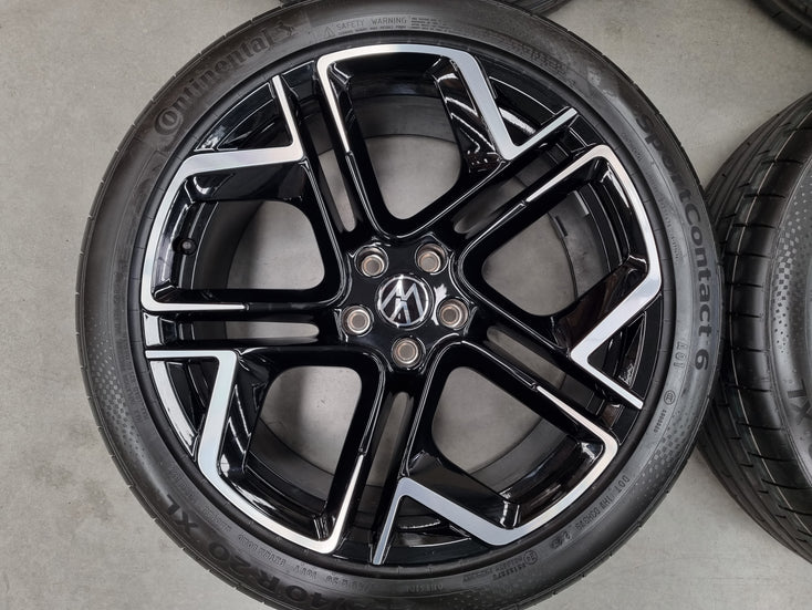 Load image into Gallery viewer, Genuine Volkswagen Tiguan 195TSI 20 Inch R-Line 2025 Model Wheels and Tyres Set of 4