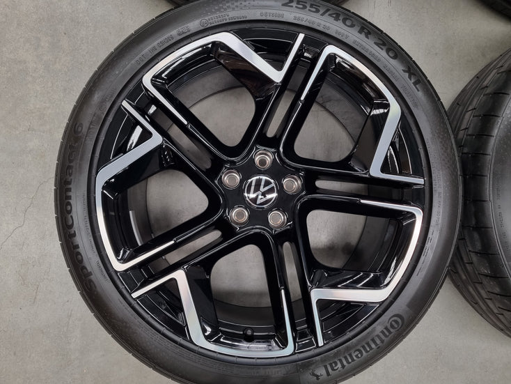 Load image into Gallery viewer, Genuine Volkswagen Tiguan 195TSI 20 Inch R-Line 2025 Model Wheels and Tyres Set of 4
