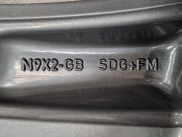 Load image into Gallery viewer, Genuine Range Rover Sport 2024 Model 22 Inch Alloy Wheels Set of 4