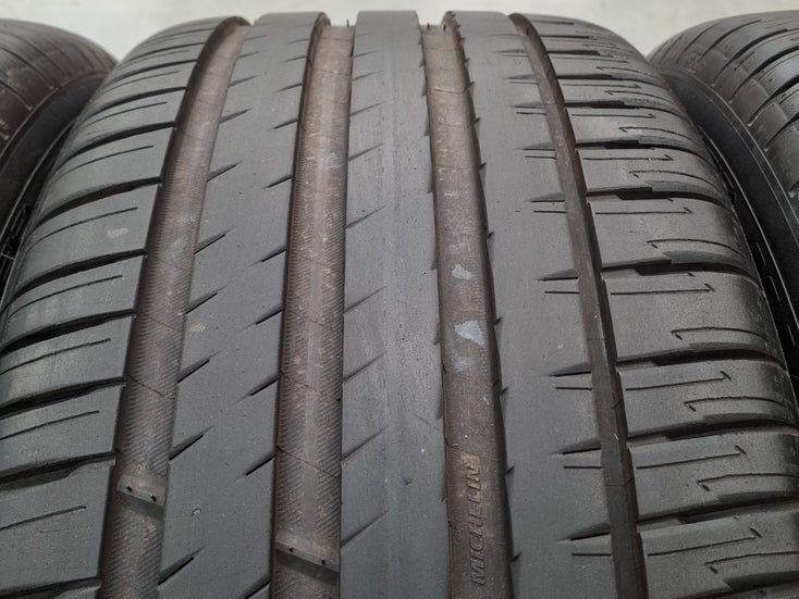 Load image into Gallery viewer, Genuine Range Rover Sport 21 Inch GK6M Black Wheels and Tyres Set of 4