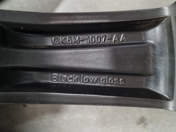 Load image into Gallery viewer, Genuine Range Rover Sport 21 Inch GK6M Black Wheels and Tyres Set of 4