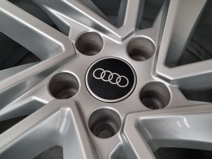 Load image into Gallery viewer, Genuine AUDI Q7 Model 4M 20 Inch Silver Alloy Wheels Set of 4