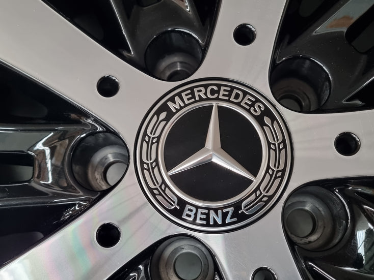 Load image into Gallery viewer, Genuine Mercedes Benz GLA250 H247 19 Inch Wheels and Tyres