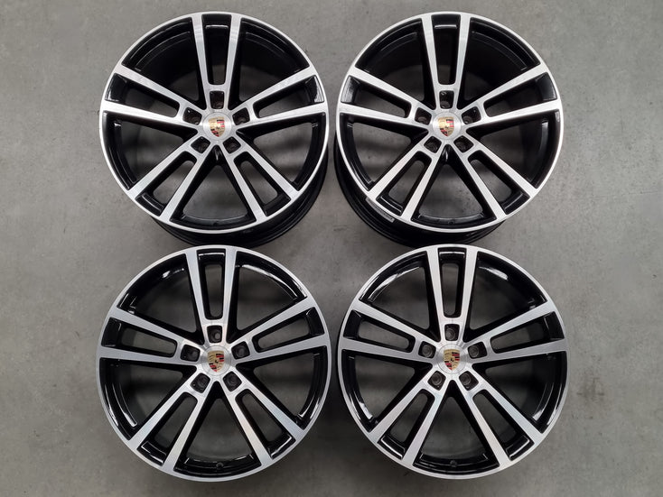 Load image into Gallery viewer, Genuine Porsche Cayenne Coupe 9Y 22 Inch Sport Design Wheels Set of 4
