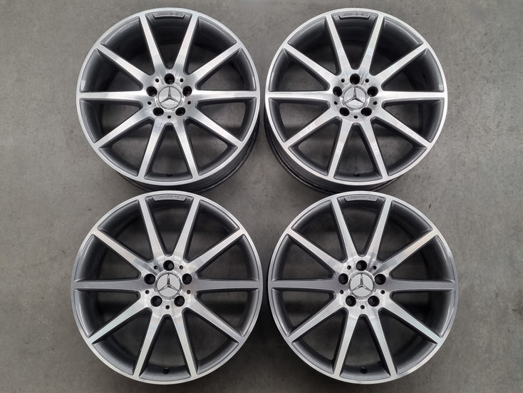 Load image into Gallery viewer, Genuine Mercedes Benz GLA45 AMG X156 20 Inch Wheels Set of 4