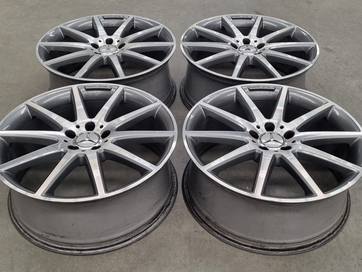 Load image into Gallery viewer, Genuine Mercedes Benz GLA45 AMG X156 20 Inch Wheels Set of 4