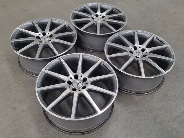 Load image into Gallery viewer, Genuine Mercedes Benz GLA45 AMG X156 20 Inch Wheels Set of 4
