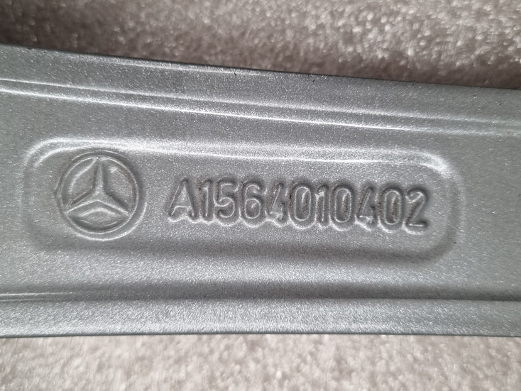 Load image into Gallery viewer, Genuine Mercedes Benz GLA45 AMG X156 20 Inch Wheels Set of 4