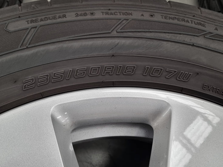 Load image into Gallery viewer, Genuine AUDI Q7 2012 Model 4L 18 Inch Wheels and Tyres Set of 4