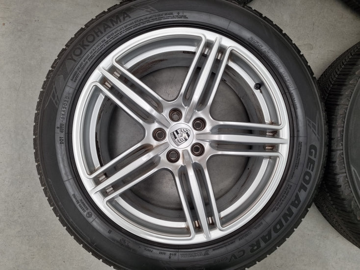 Load image into Gallery viewer, Genuine Porsche Macan 2021 Model 19 Inch Wheels and Tyres Set of 4