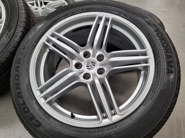 Load image into Gallery viewer, Genuine Porsche Macan 2021 Model 19 Inch Wheels and Tyres Set of 4