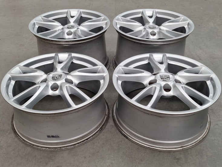 Load image into Gallery viewer, Genuine Porsche 911 997 Carrera IV Silver 18 Inch Wheels Set of 4