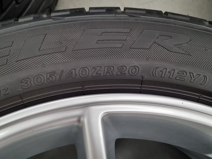 Load image into Gallery viewer, Genuine Porsche Cayenne 9Y Hybrid 20 Inch Wheels and Tyres Set of 4