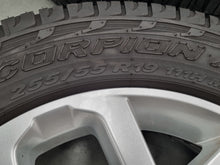 Load image into Gallery viewer, Genuine Land Rover Discovery 5 Silver 19 Inch Wheels and Tyres Set of 4