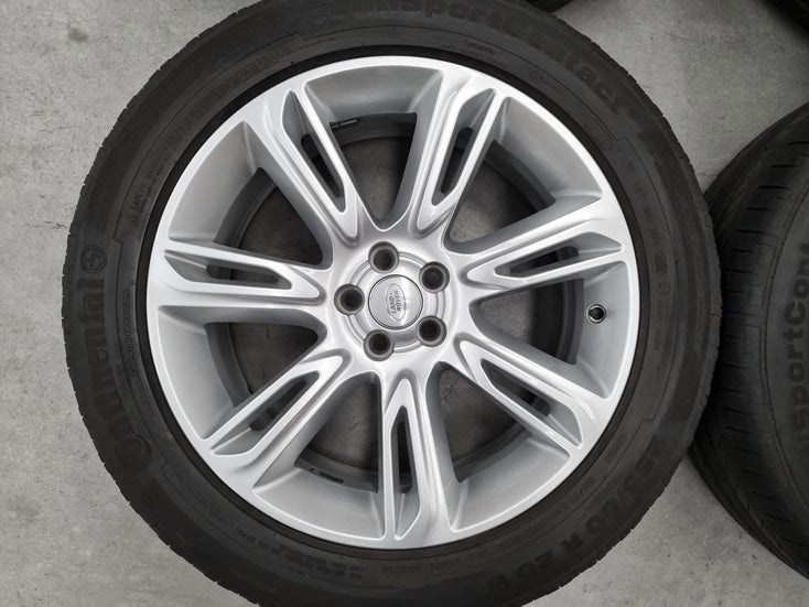 Load image into Gallery viewer, Genuine Range Rover Velar J8A2 20 Inch Wheels and Tyres Set of 4