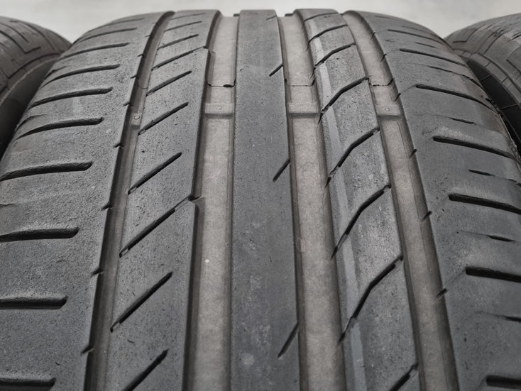 Load image into Gallery viewer, Genuine Range Rover Velar J8A2 20 Inch Wheels and Tyres Set of 4