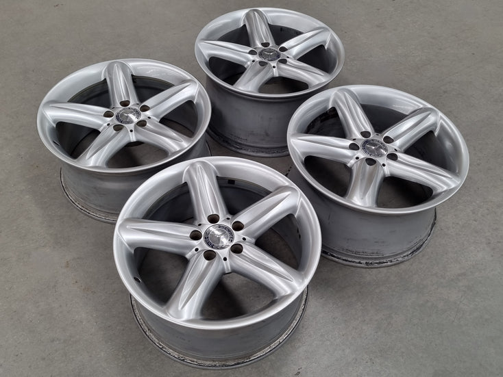 Load image into Gallery viewer, Genuine Mercedes Benz SL500 R230 18 Inch Wheels Set of 4