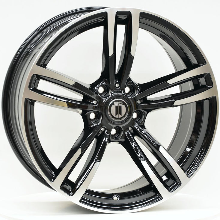 Load image into Gallery viewer, M450 19 Inch Staggered ET35 Black Machined