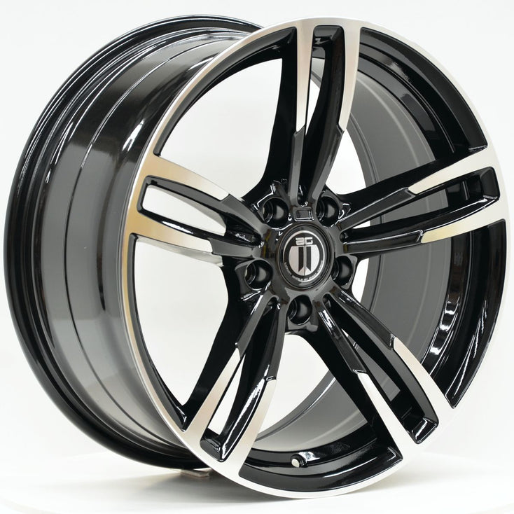 Load image into Gallery viewer, M450 19 Inch Staggered ET35 Black Machined